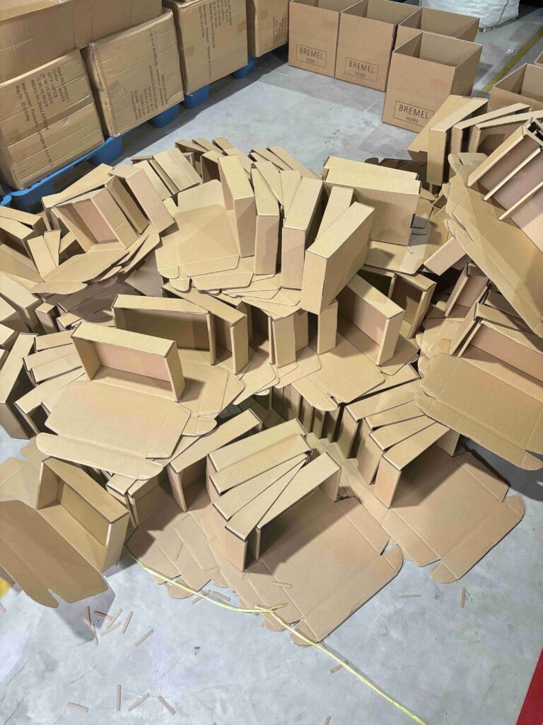 fully folded boxes for packing foam balls